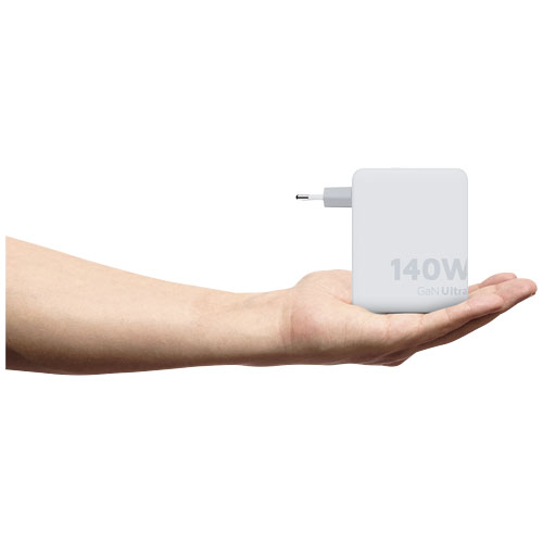 Xtorm XVC2140 GaN Ultra 140 W Reiseladegerät mit 240 W USB-C PD-Kabel